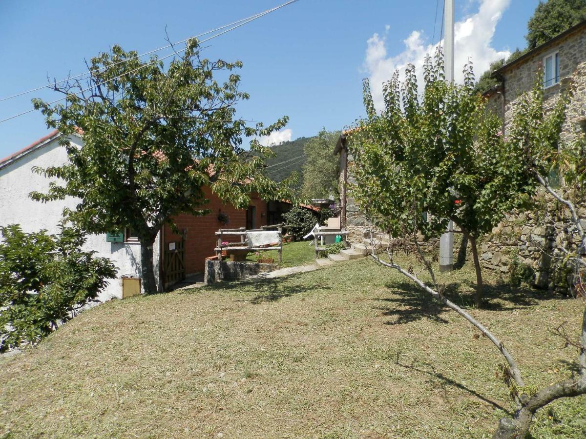 Tra Er Boscu Er Maa Villa Volastra Exterior photo